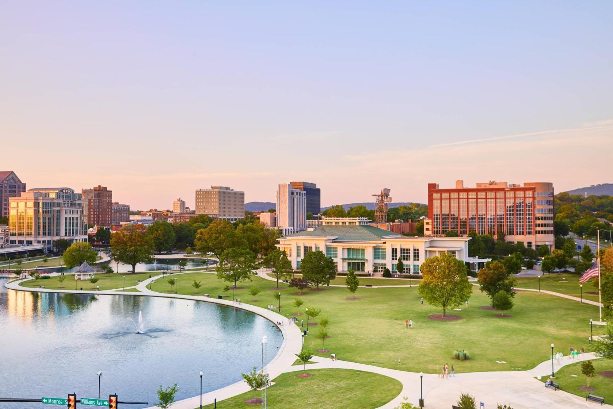 Ac Hotel By Marriott Huntsville Downtown Exterior photo